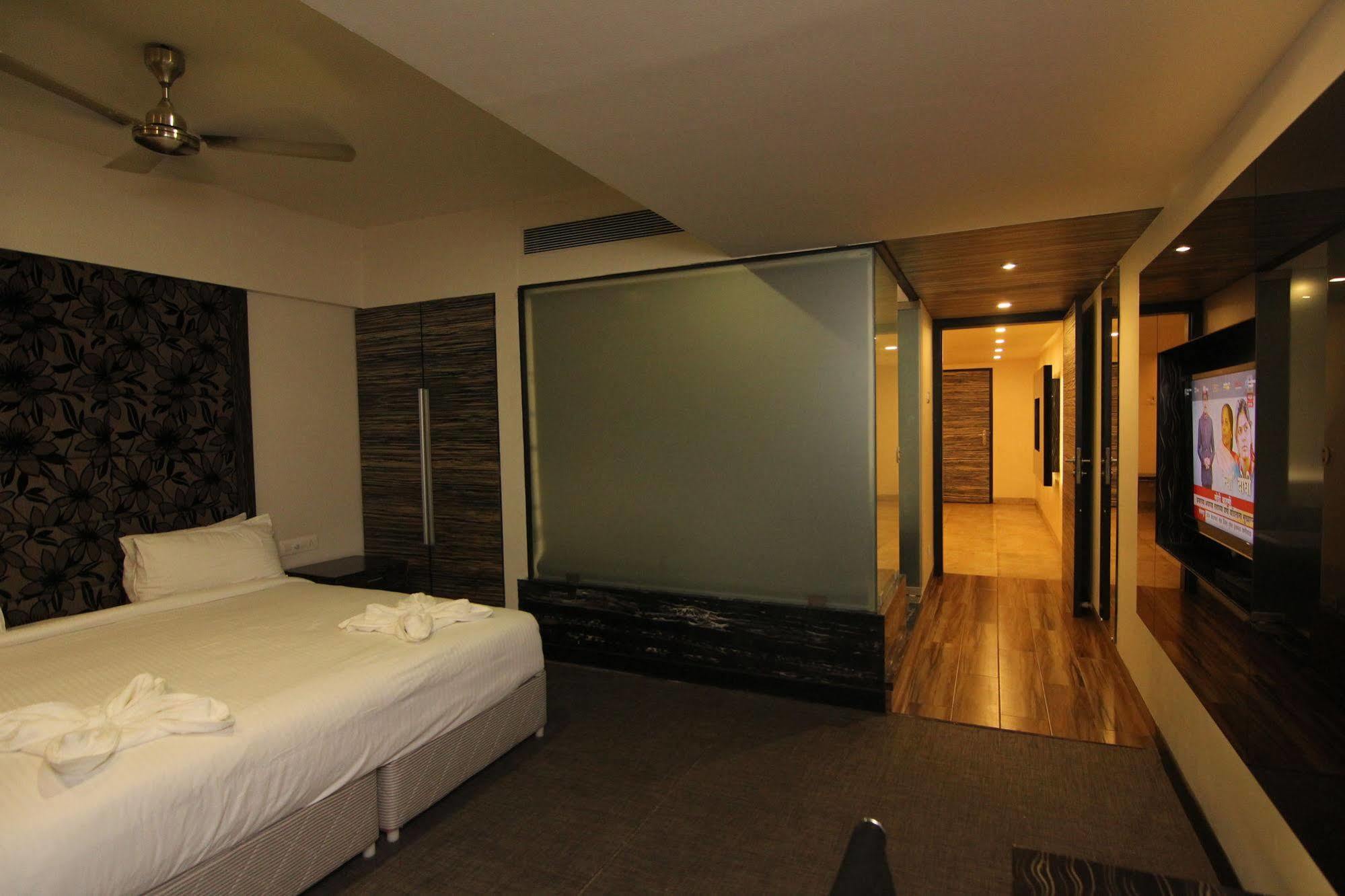 Kumar Resort Lonavala Exterior photo
